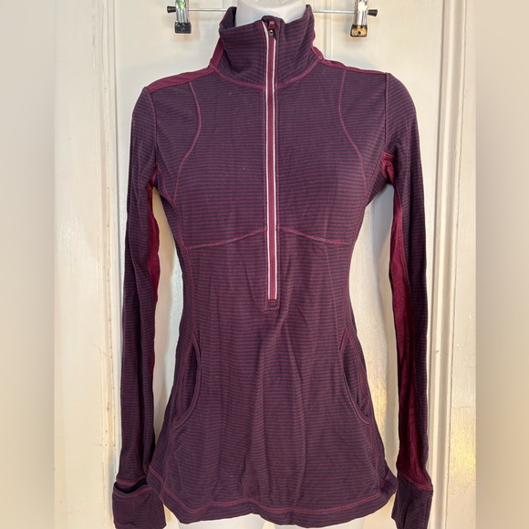Lululemon Star Runner Lace Lined Pullover in Hyper Stripe Plu fits like size 4-6 - Picture 6 of 7